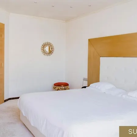 Salin & Mountain 4* Λιβίνιο